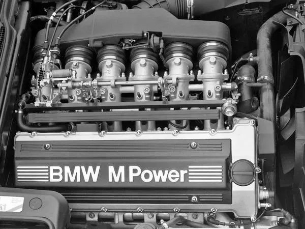 BMW E30  ΑΝΤΛΙΑ ΑΝΩ ΣΥΜΠΛΕΚΤΗ-thumb-1