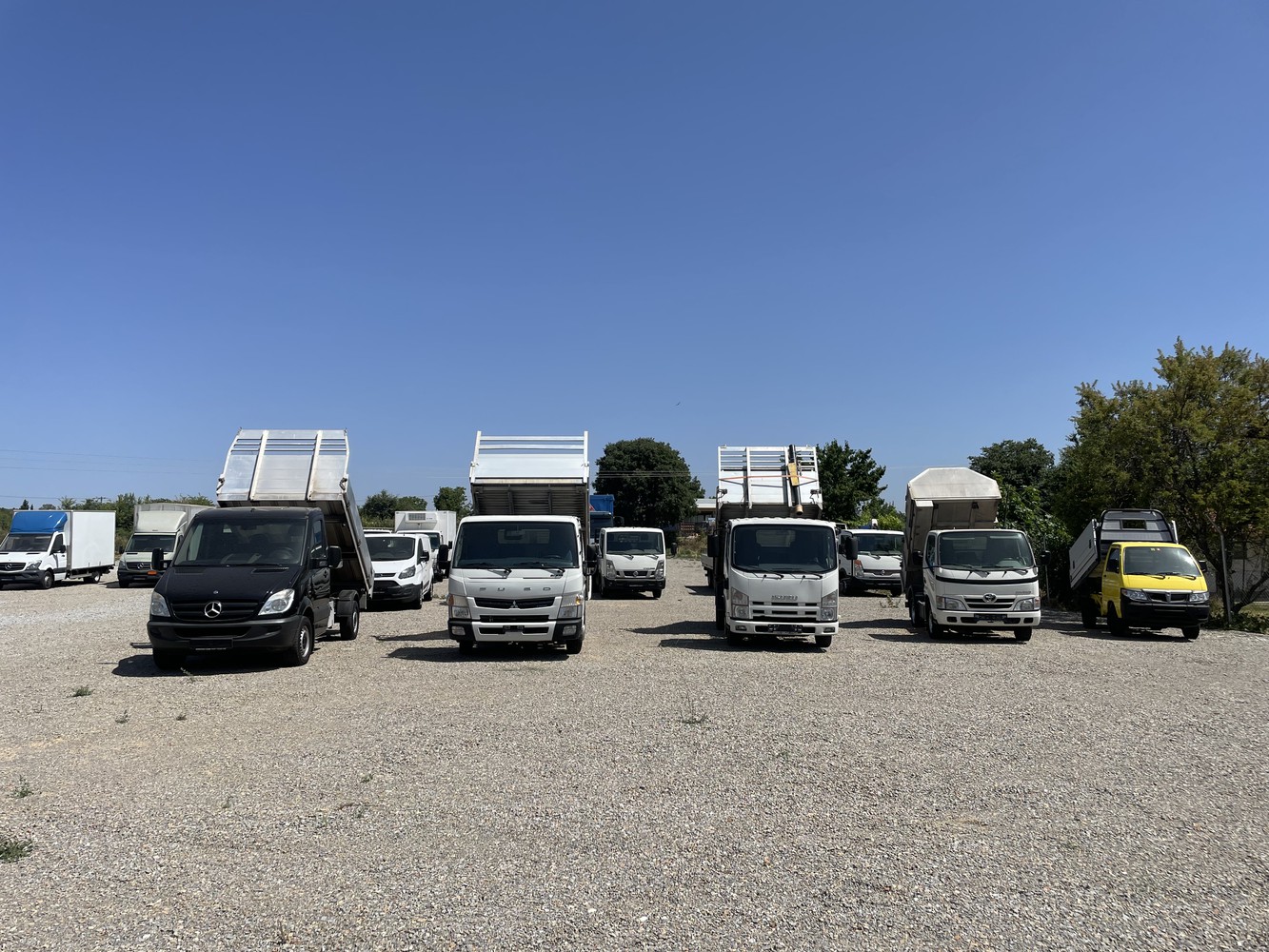 Mitsubishi fuso 4x4 canter -thumb-12