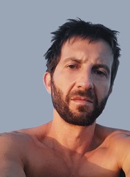 Elias N.