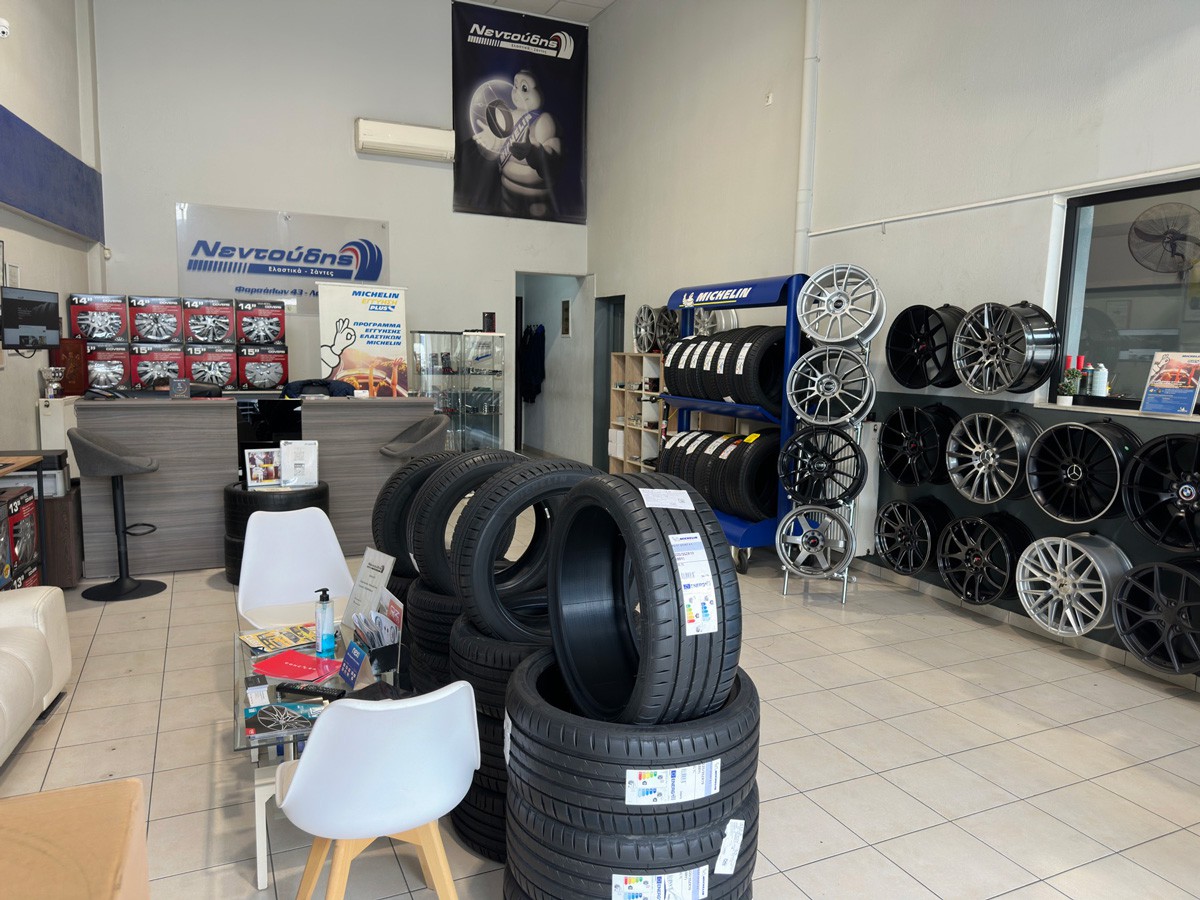 Nentoudis Tyres - JR Wheels JR11 -18x7.5 ET:35 - 5X100/120 - Gold-thumb-3